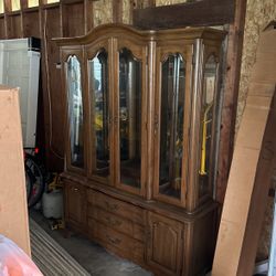 Hutch With Glass Shelves 