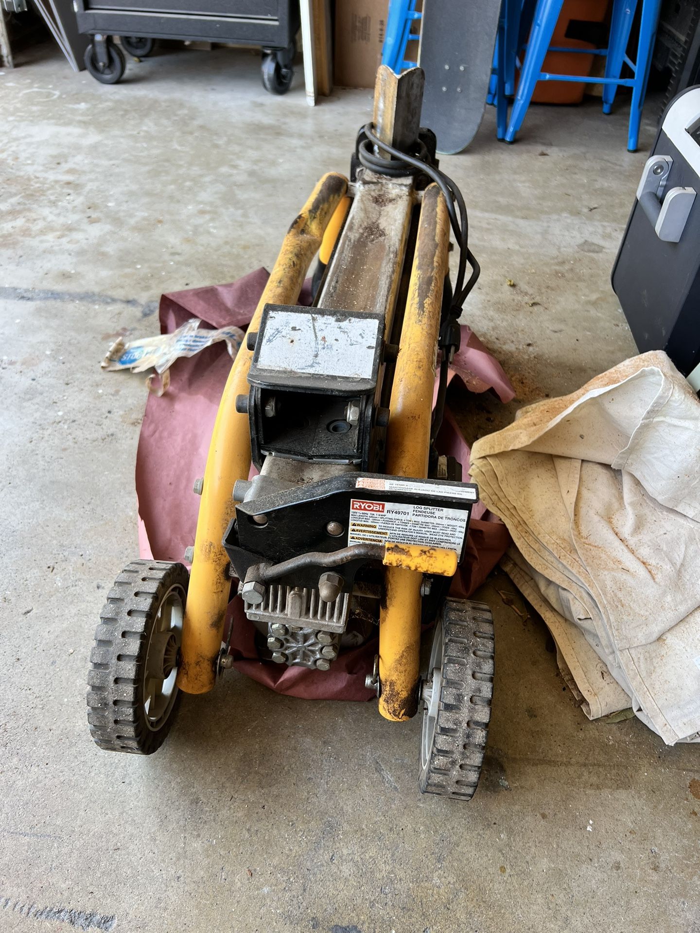 RYOBI log Splitter for Sale in Oceanside, CA - OfferUp