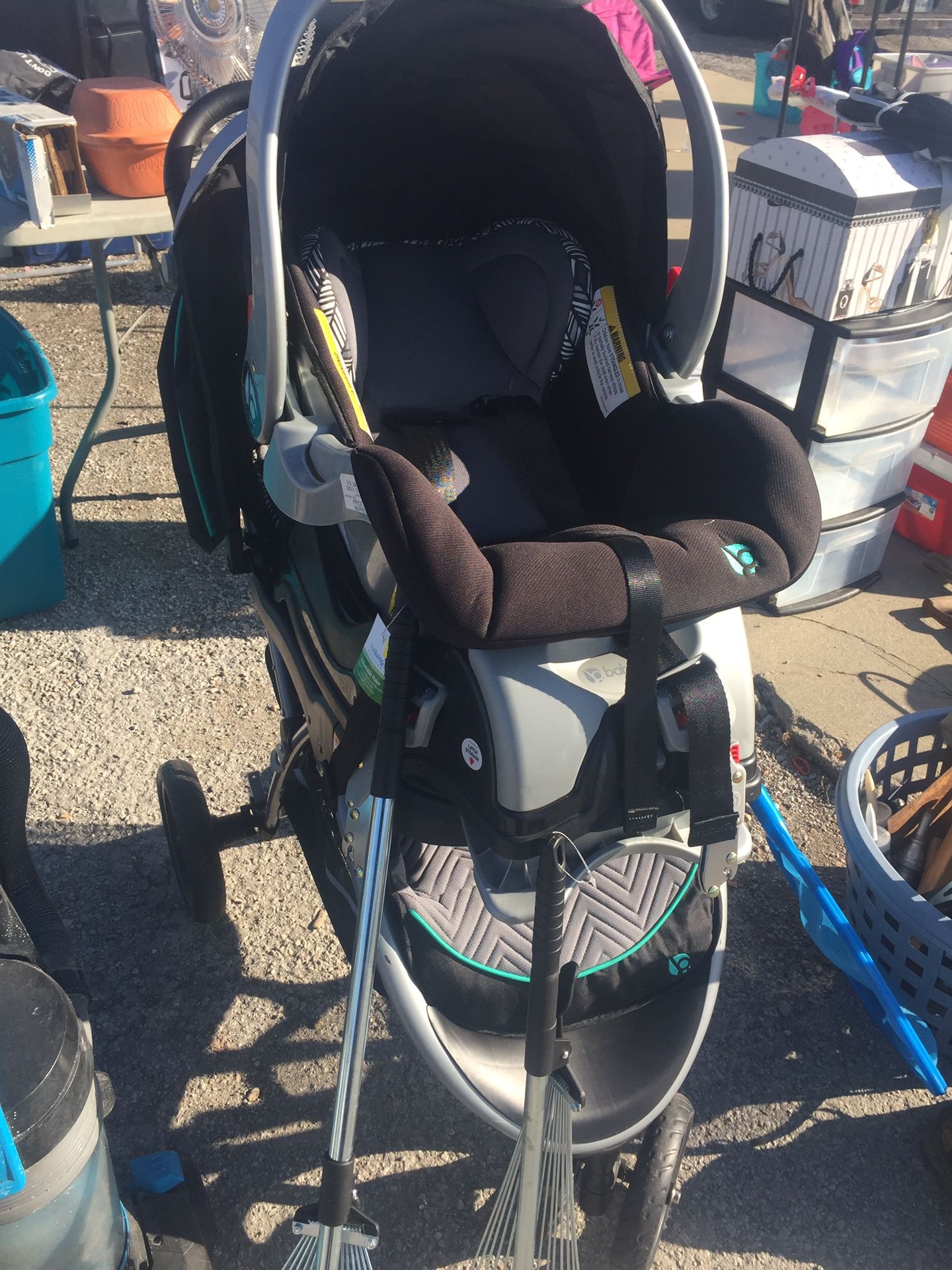 Baby striker with car seat