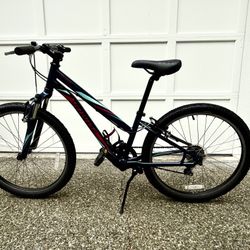 Kids’ 24-inch 7-speed Specialized Bike, Navy Blue