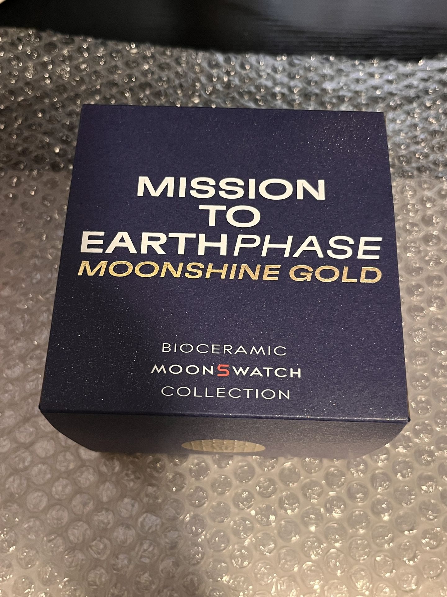 Swatch x OMEGA Mission to Earthphase Moonshine Gold (Large)