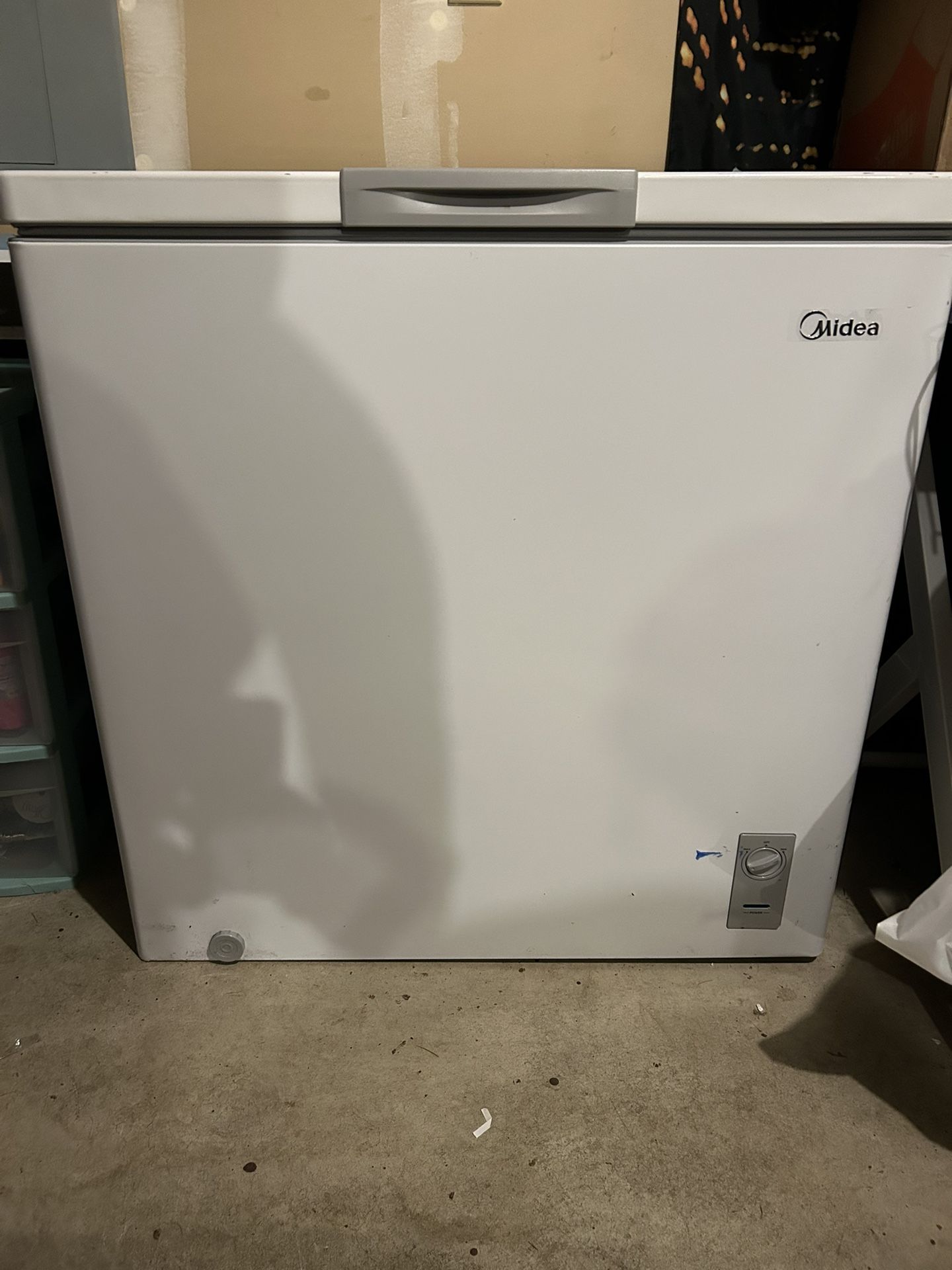 7.0 cu. ft. Chest Freezer Midea Brand