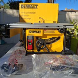 Dewalt 15 Amp 8-1/4" Table Saw 