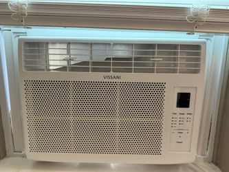Window Air Conditioner with Remote