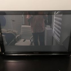 42” Plasma TV Panasonic Great  Condiciones