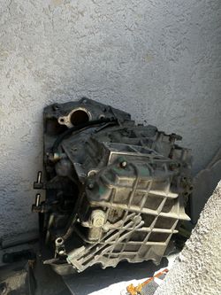 2015 Toyota Tacoma Transmission — 2.7L, 80K Miles