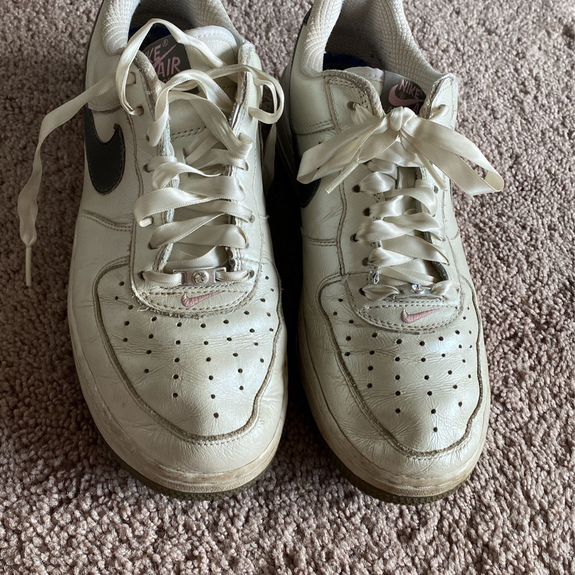 Nike Women’s Air Force 1 Vintage 2006 Size 9