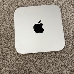 Mac Mini M1 