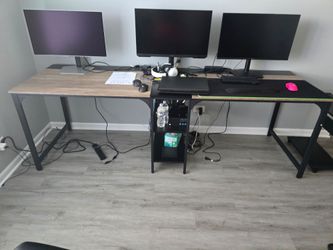 Office/gaming desk