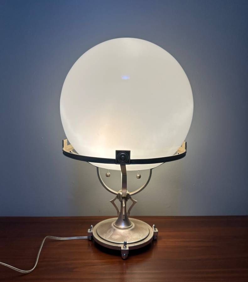 Large Crystal Ball Globe Table Lamp Accent Design Piece