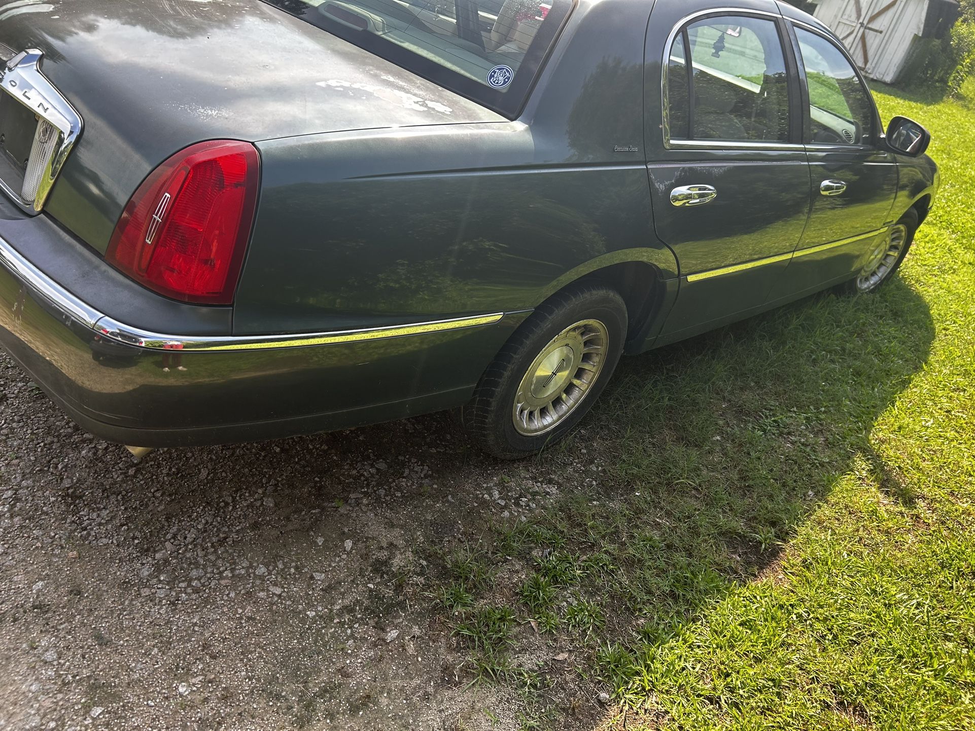 1999 Lincoln Town Car