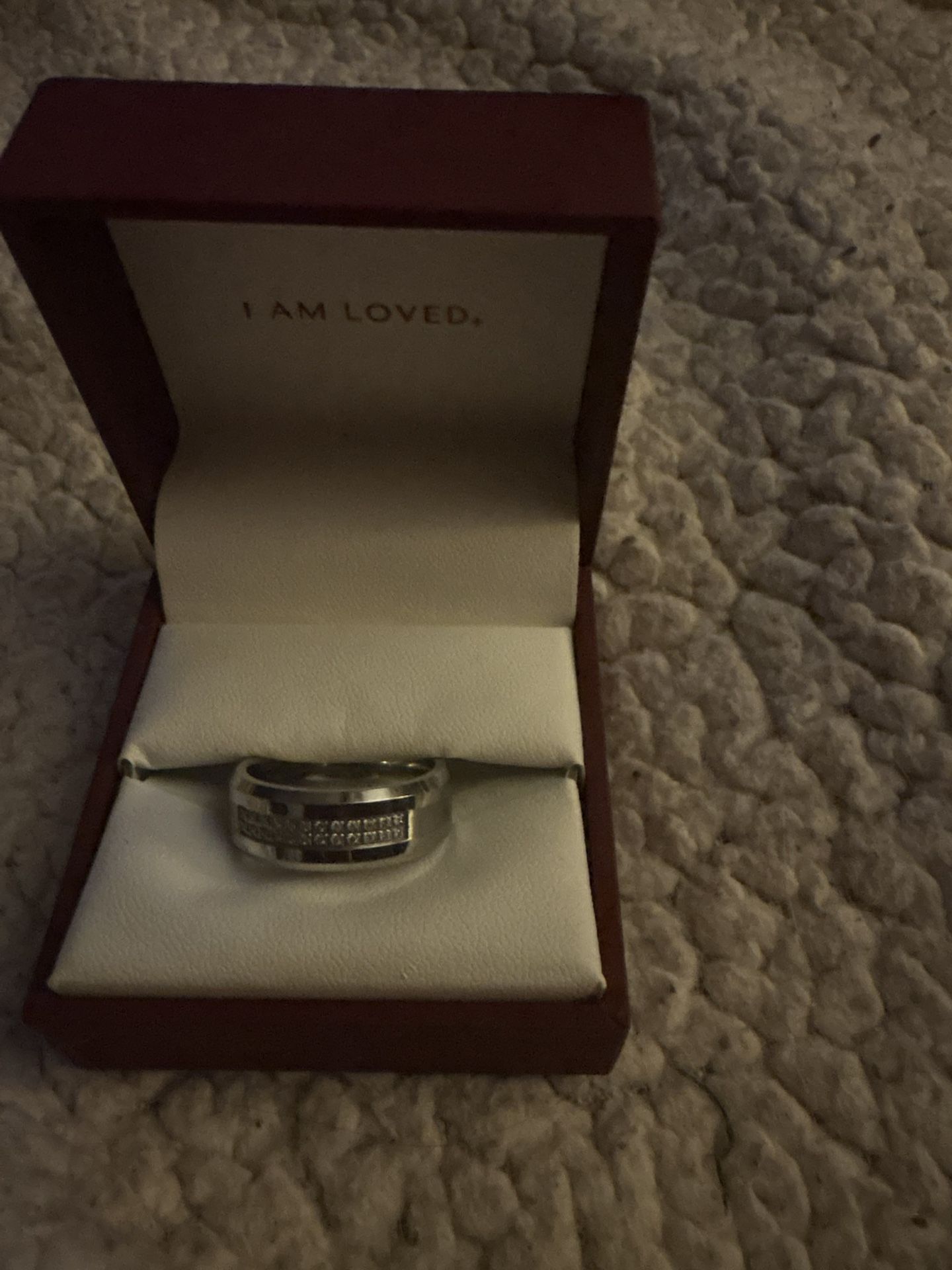 Helzberg Men’s Wedding Band