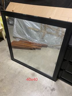 Mirror 40x40 Inches 