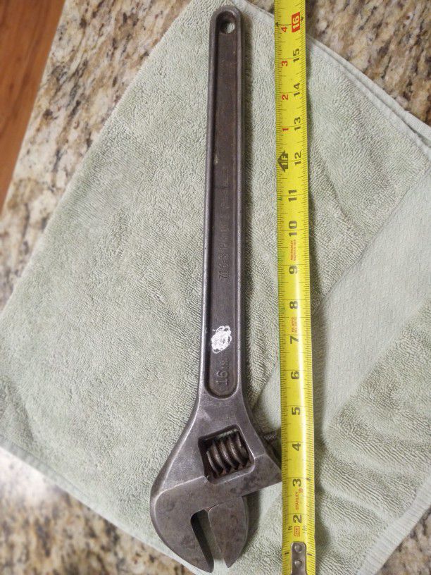 Proto 16 Crescent Adjustable Wrench 