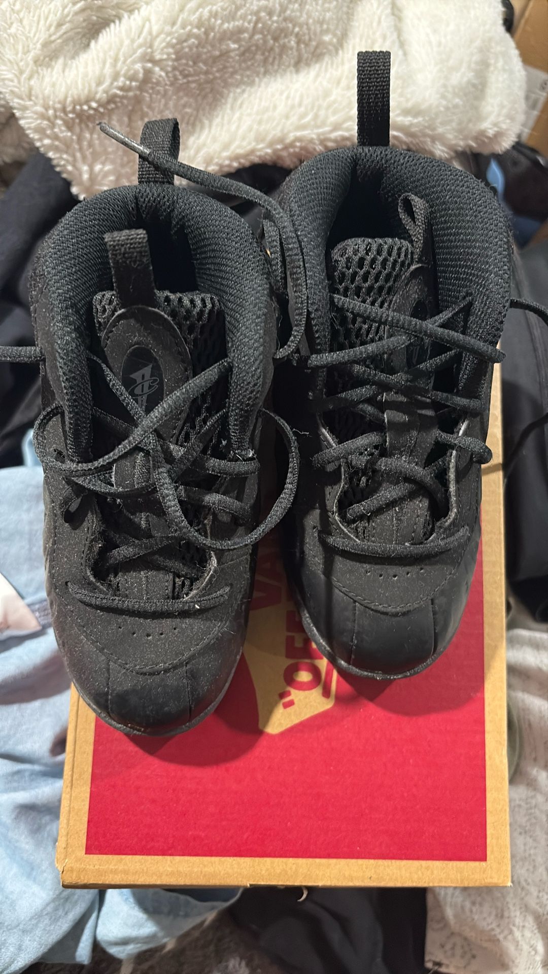 8.5 Toddler Nikes