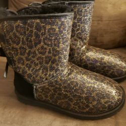 UGG AUSTRALIA BOOTS WOMENS 