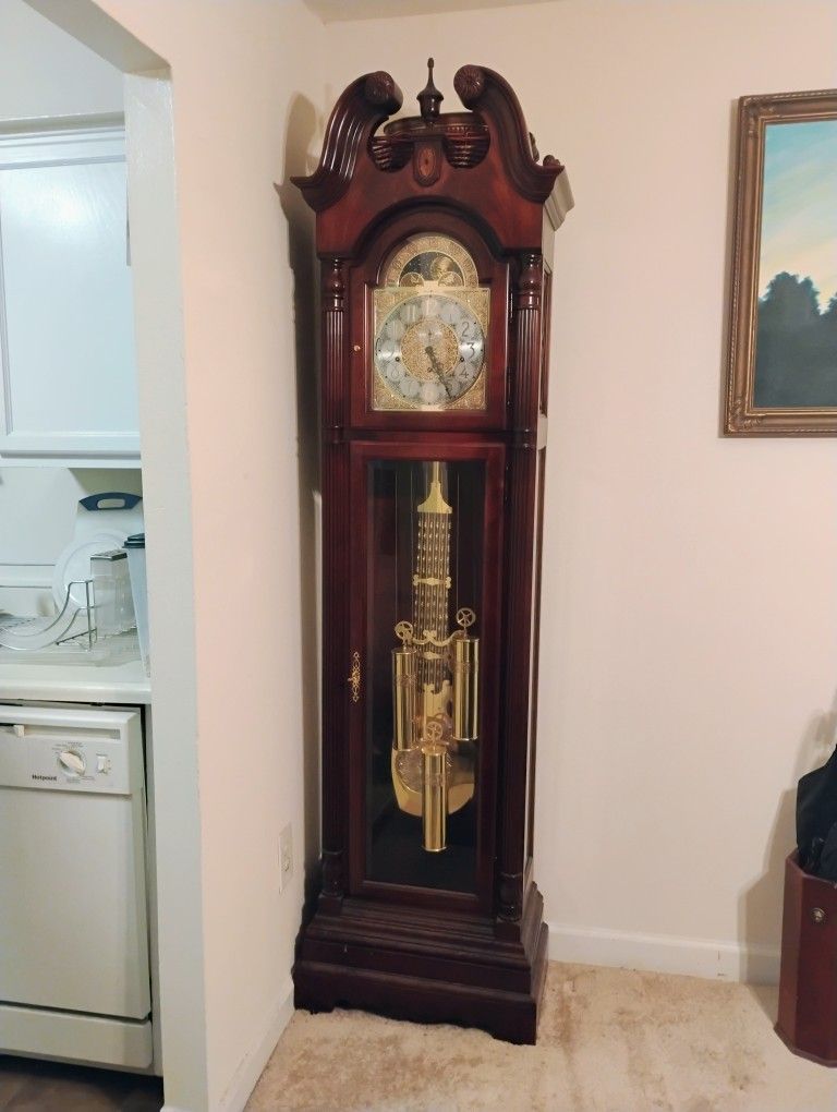 Howard Miller Edinburg Grandfather Floor Clock