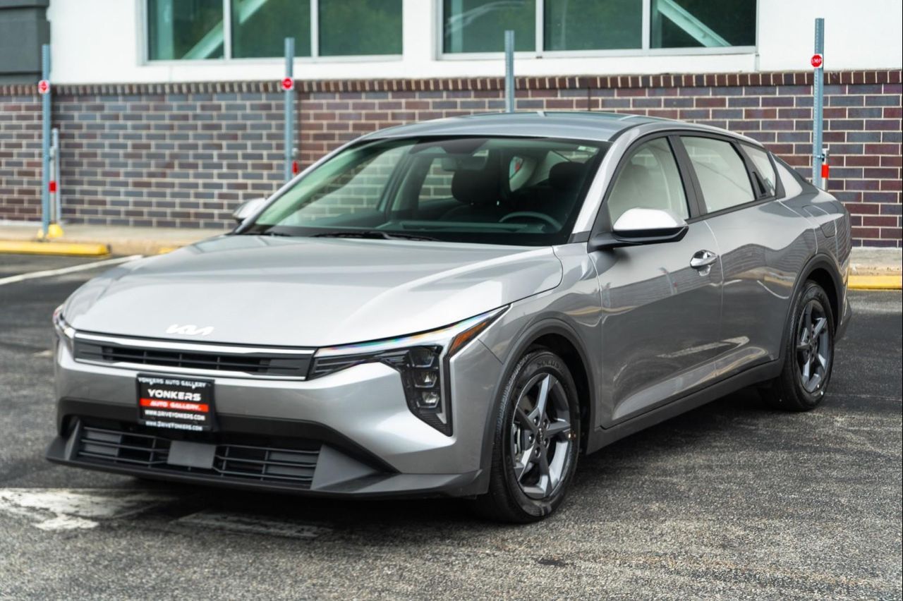 2025 Kia K4