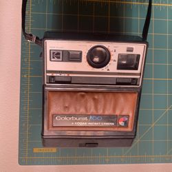 Kodak Colorburst 100 Instant Camera