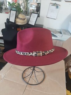 Felt dress hat