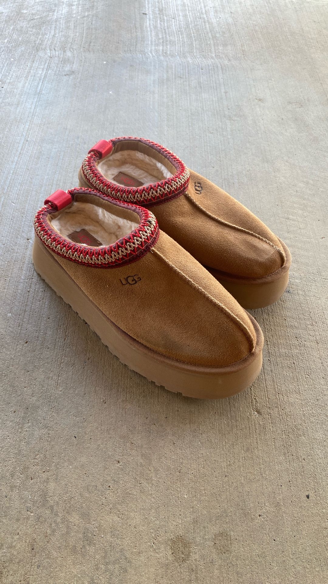Ugg