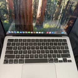 MacBook Air 2022 M2 Chip 8gb Memory
