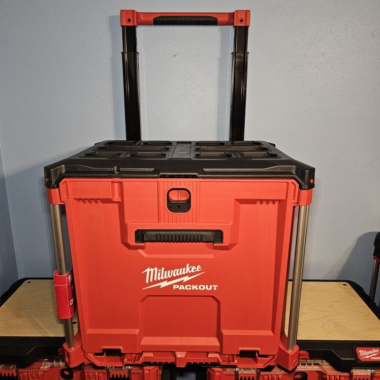 Milwaukee Packout Rolling Drawer Tool Box