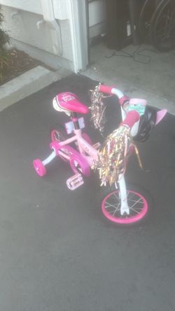 Kids Minnie mouse bike