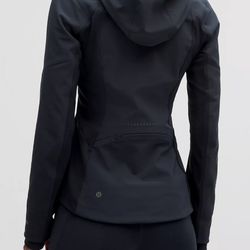 Women’s Lulu Coat Sz M