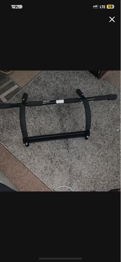 Doorway Pull-Up Bar