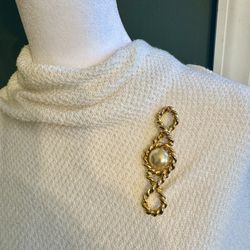 Brooch Pin Gold Plated And Pearl 