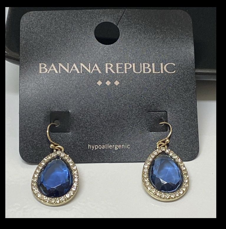 Banana Republic Sapphire ( Navy Blue )Teardrop Earrings, Gold Casting