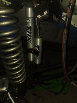 Fox shocks for 6 inch lift Brand new. Front/rear