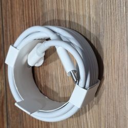 Authentic 2m Apple Cable From MacBook 
