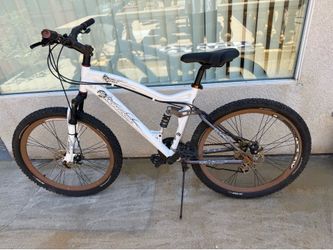 Mongoose bike Aluminum