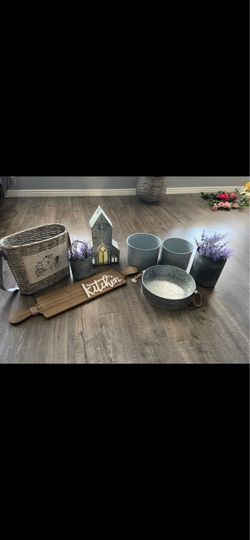 Farm decorations $35