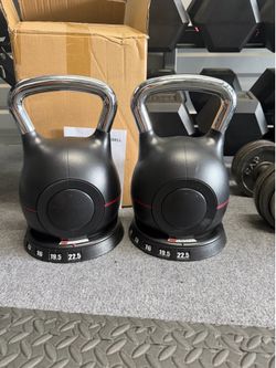New in box 📦 Pair of 22.5lb adjustable kettlebell
