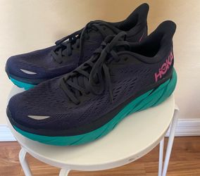 Hoka Clifton 8 Running Shoes