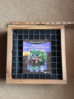 Pennington cedar succulent vertical gardening kit 10"x10" NEW