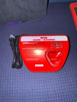 M12 12-Volt Lithium-Ion Battery Charger
