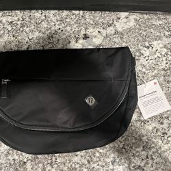 Lululemon All Night Festival Bag 5L Black Cross Body Bag Fanny Pack Backpack