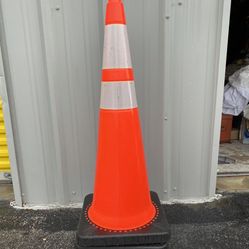 36 Inch 3 M Traffic Cones 