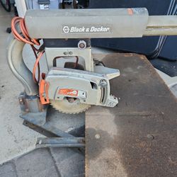 Black & Decker Meter Saw 