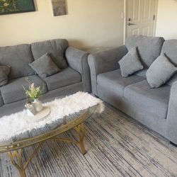 2 piece of Sofa & 4 pillows