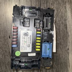 2015 JEEP RENEGADE BODY STABILITY CONTROL MODULE BCM OEM 00(contact info removed)30