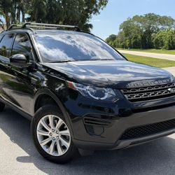 Clean 2018 land Rover Discovery 7 Seats