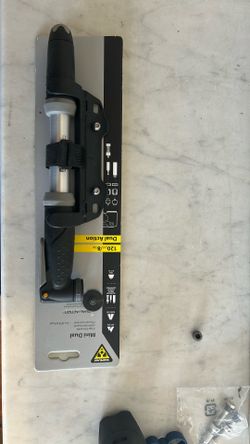 Topeak mini bike pump with mounting mechanism (unused)