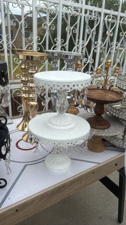 Dessert stands