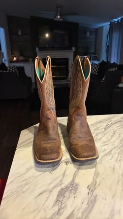 Ariat woman boots