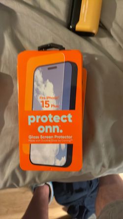 onn. Glass Screen Protector for iPhone 15 Plus